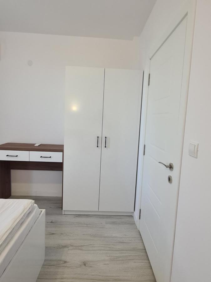 Dolphin Beach Apart Obzor Dış mekan fotoğraf